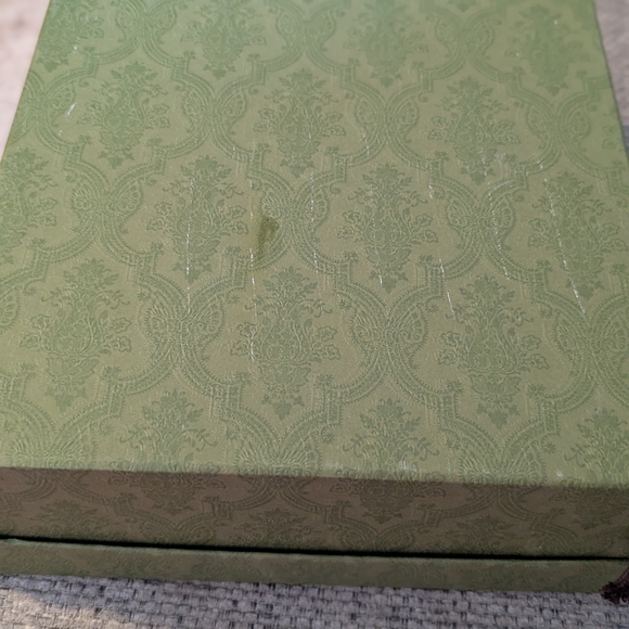 Gucci Green Patterned Box - Picture 4 of 4